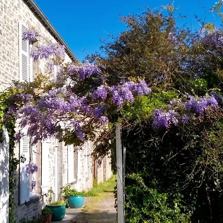 Casa de Férias Maison élégante à Avec Cheminée *
